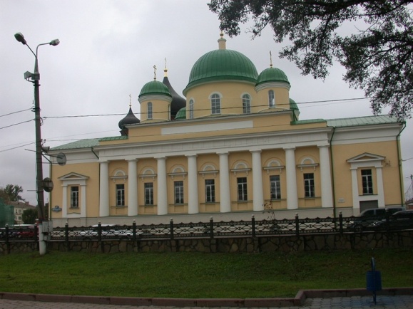 Преображенская церковь Успенского женского монастыря фото 1