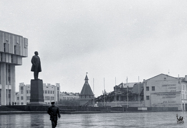 Памятник В.И. Ленину фото 2