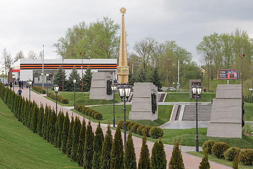 Алексей Дюмин проинспектировал готовность мемориального комплекса памяти героев-энергетиков