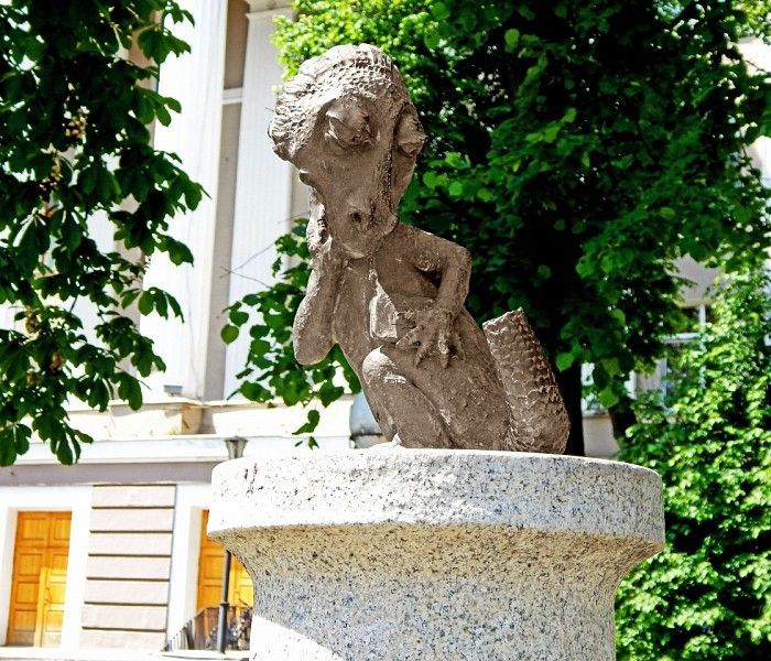 Памятник Хвосту фото 1