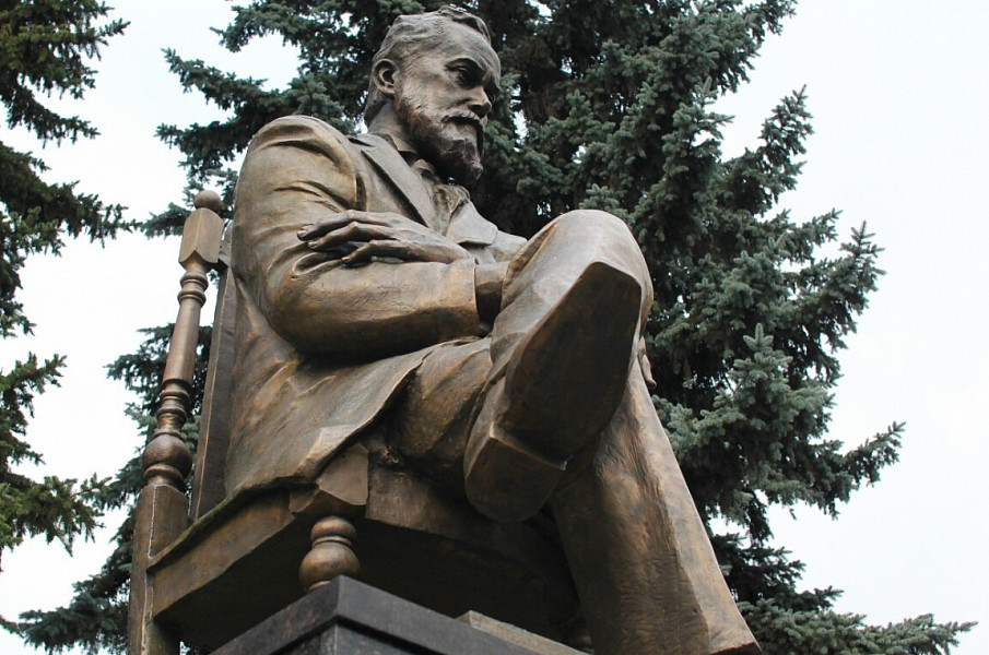 Памятник Глебу Успенскому фото 2