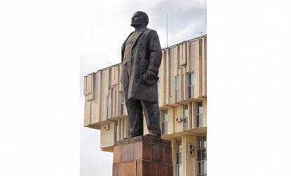 Памятник В.И. Ленину фото