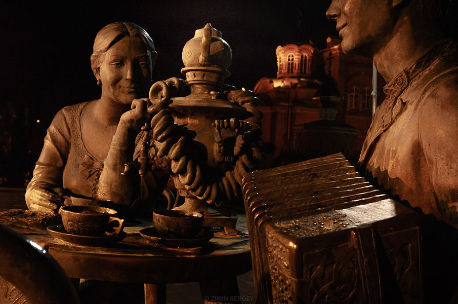Скульптурная композиция «Тульское чаепитие» фото 2
