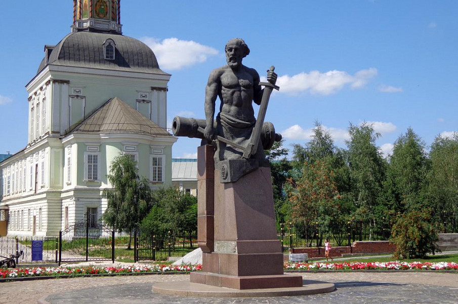 Памятник Никите Демидову фото 1