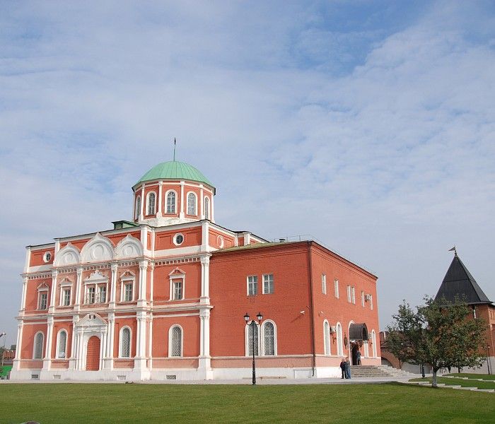 Тульский государственный музей оружия (здание в Тульском кремле) фото 2
